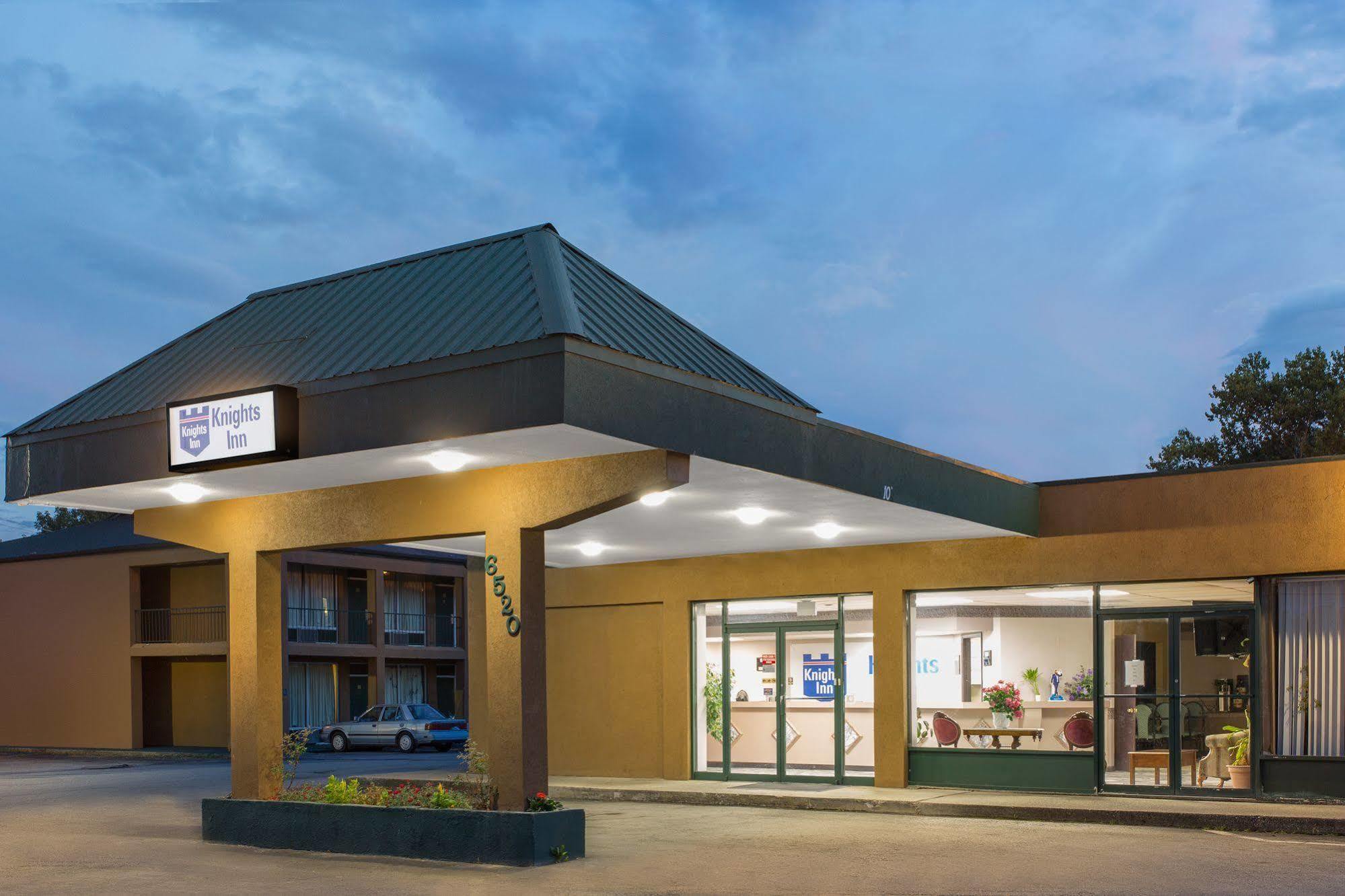 Knights Inn Roanoke Exterior photo